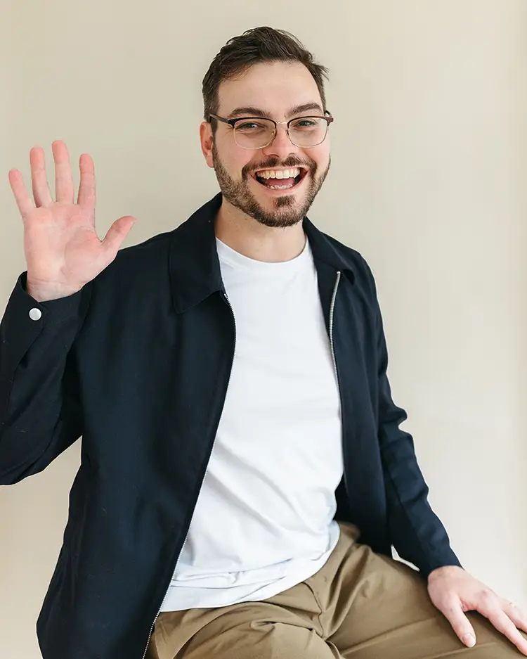 Headshots_March 2025_Ali Turton-187